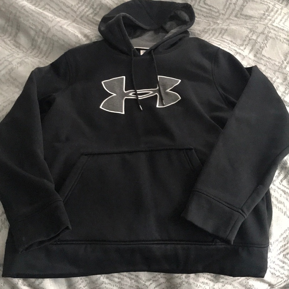 EUC ! Under Armor sweatshirt